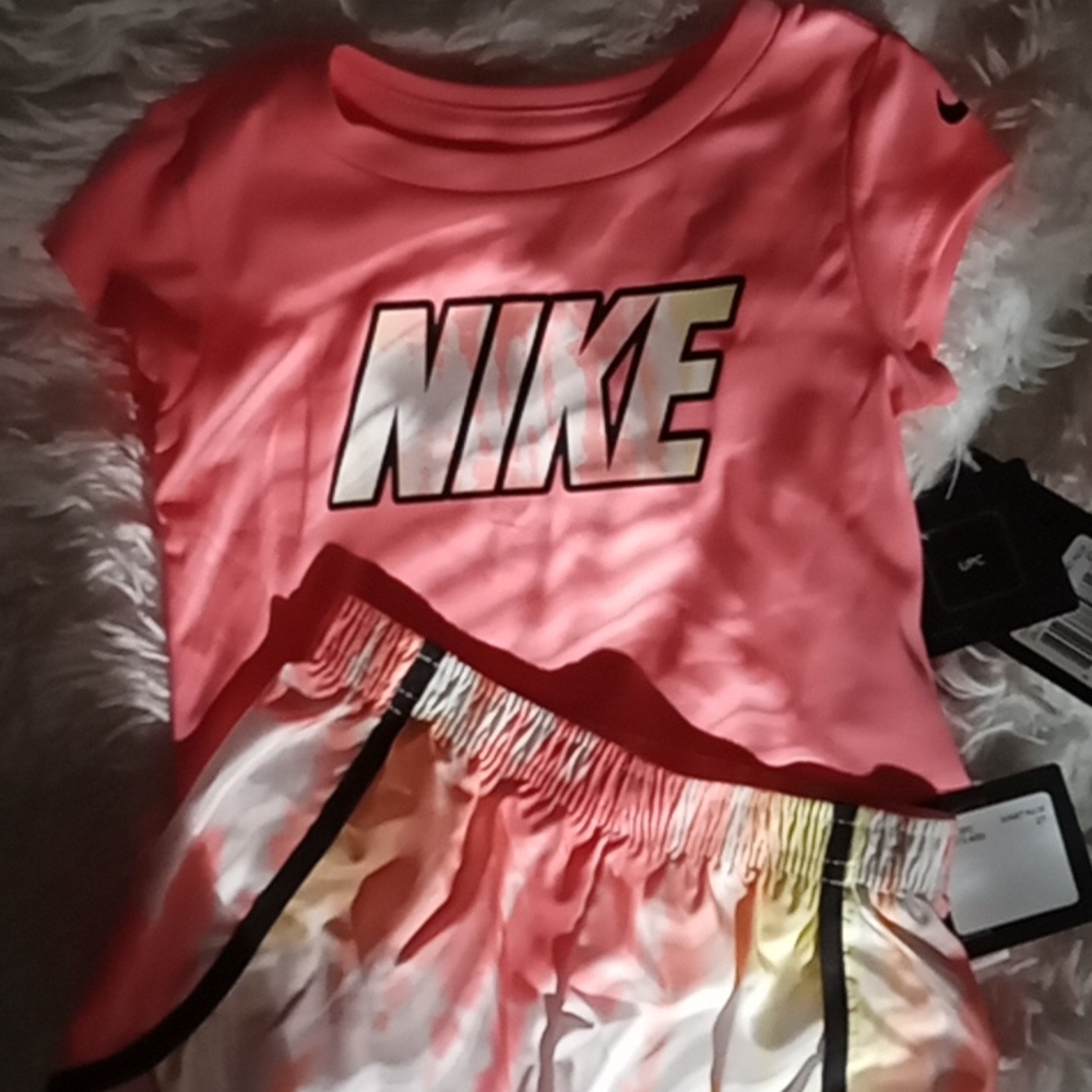 Toddler Nike 2-piece set